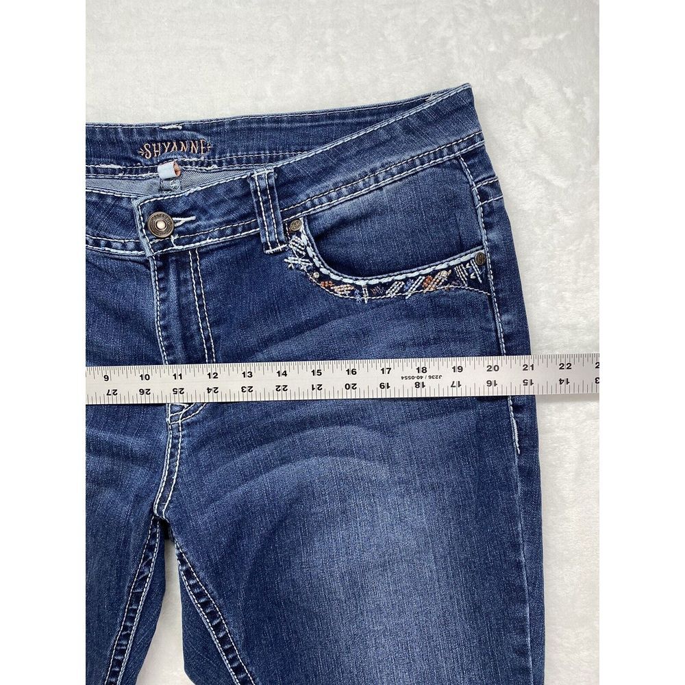 Shyanne Jeans Women's 39 Medium Wash‎ Blue Embroidered Pockets boot cut - Picture 4 of 12